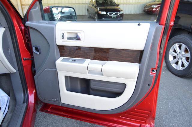 Used 2012 Ford Flex SEL w/ Equipment Group Order Code FWD image 31