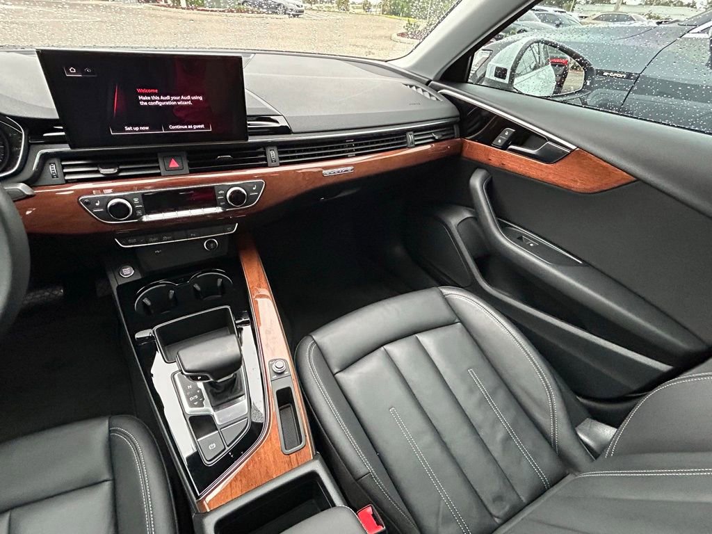 Used 2023 Audi A4 2.0T Premium w/ Convenience Package image 11