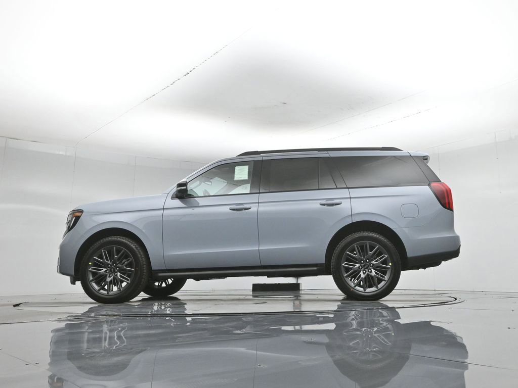 New 2026 Ford Expedition Platinum w/ Stealth Appearance Package AWD/4WD image 55