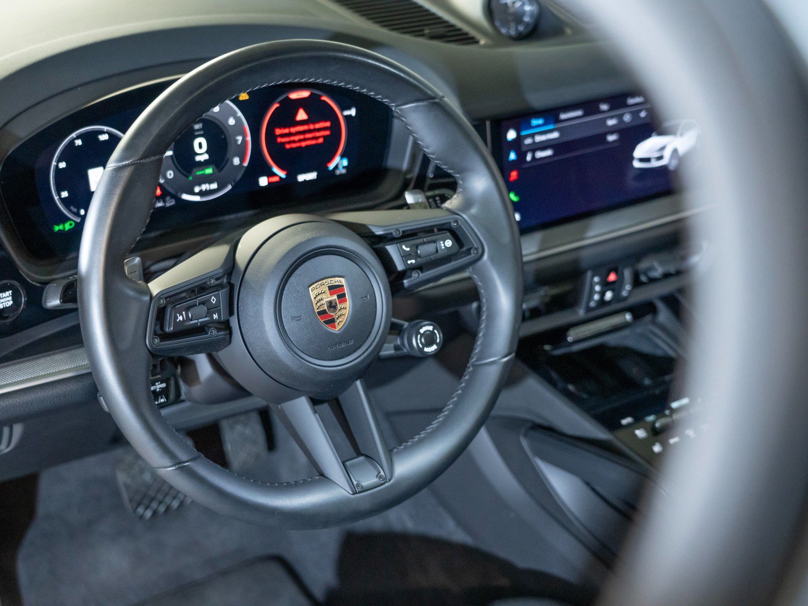 Certified 2024 Porsche Cayenne GTS AWD/4WD image 15