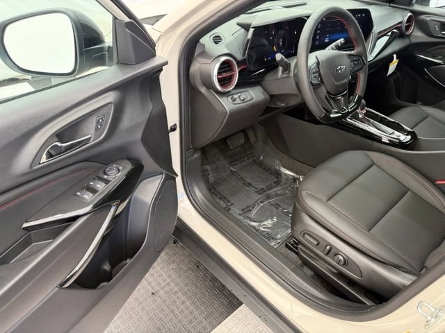 New 2026 Chevrolet Trax RS FWD image 33