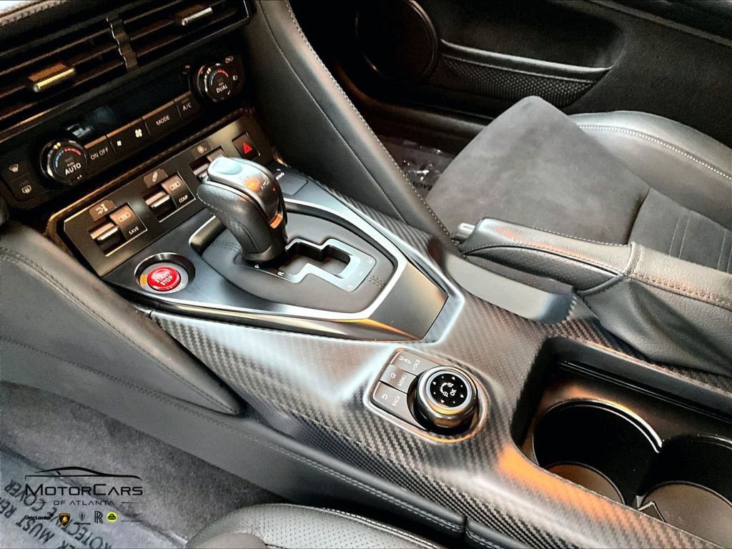 Used 2021 Nissan GT-R Premium image 15