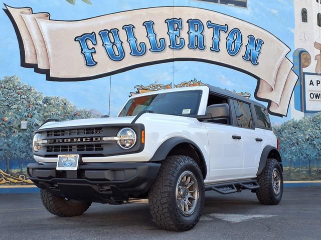 Certified 2023 Ford Bronco 4-Door image 1