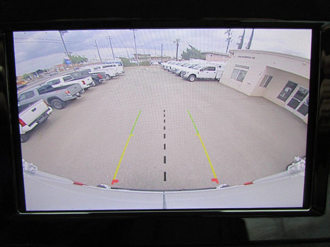 Used 2024 RAM ProMaster 2500 w/ Convenience Group FWD image 20