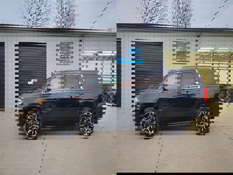 Used 2019 Chevrolet Tahoe LT image 4