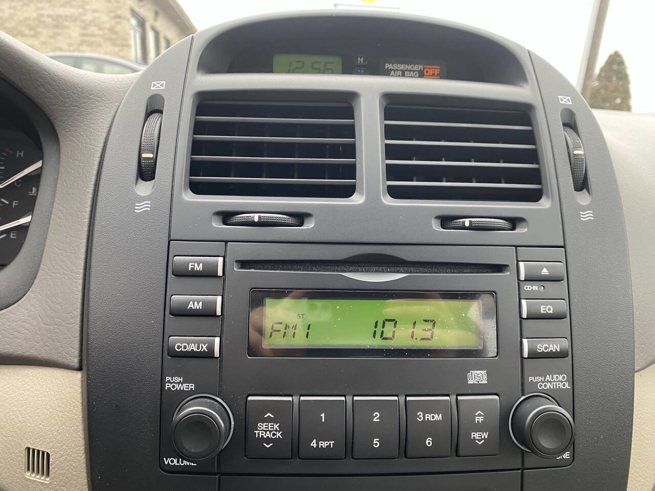 Used 2008 Kia Spectra EX image 26