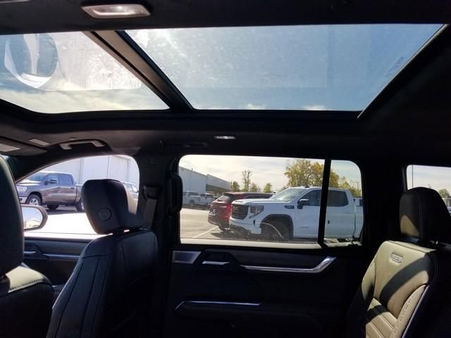 New 2026 GMC Acadia Denali Ultimate w/ LPO, Floor Liner Package image 14