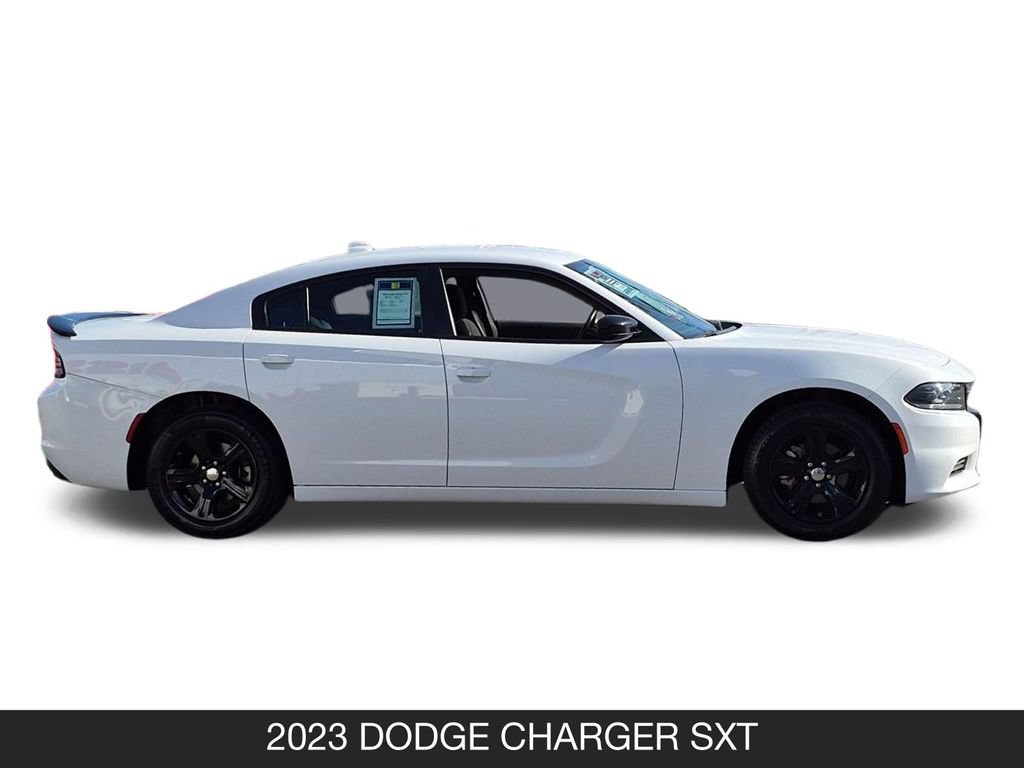 Used 2023 Dodge Charger SXT RWD image 6