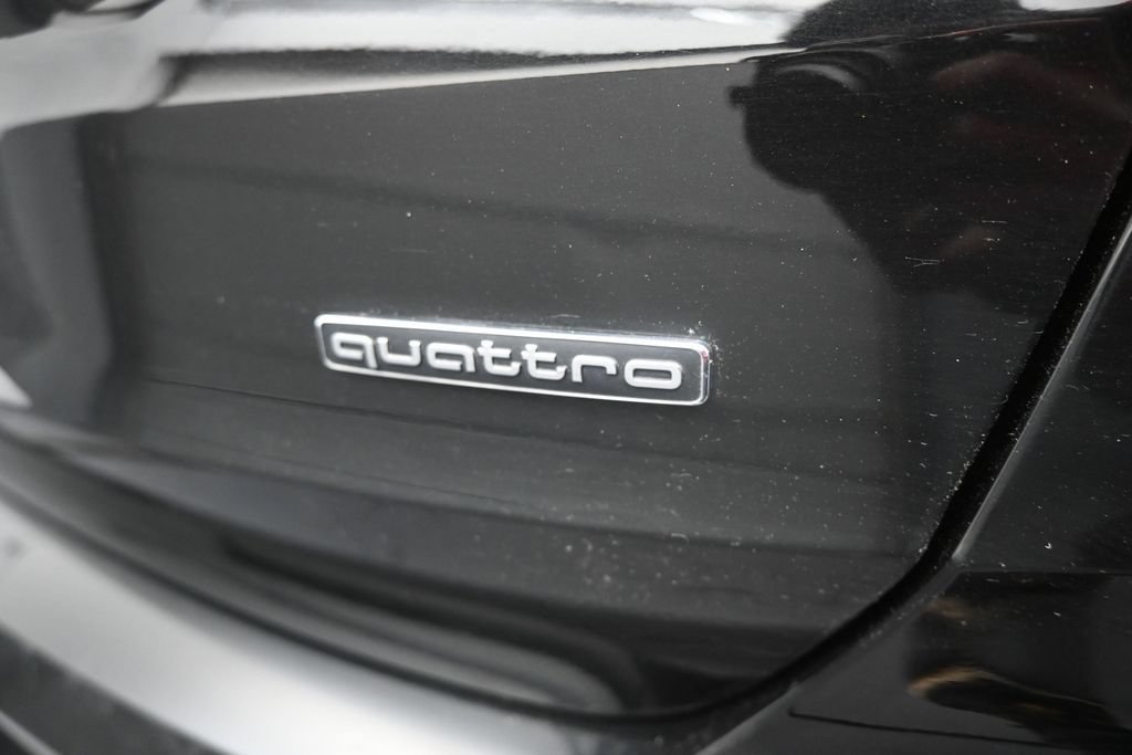 Used 2025 Audi Q3 2.0T Premium AWD/4WD image 32