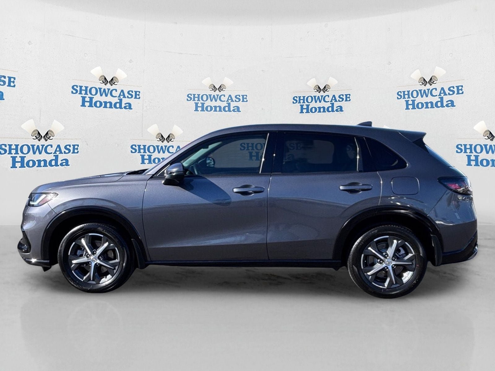 Certified 2025 Honda HR-V EX-L image 4
