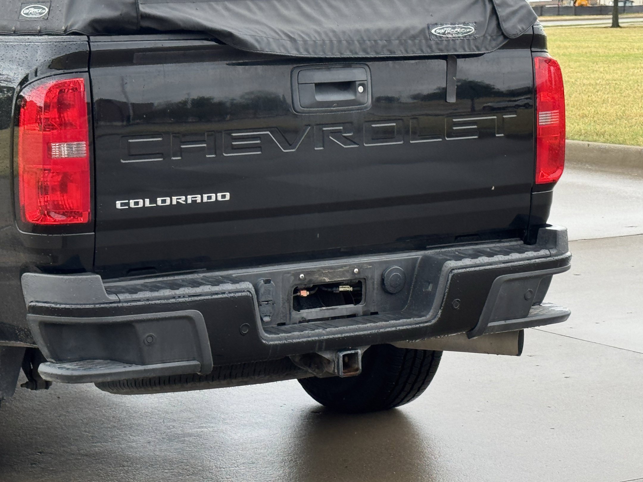 Used 2022 Chevrolet Colorado Z71 w/ Z71 Midnight Edition AWD/4WD image 8