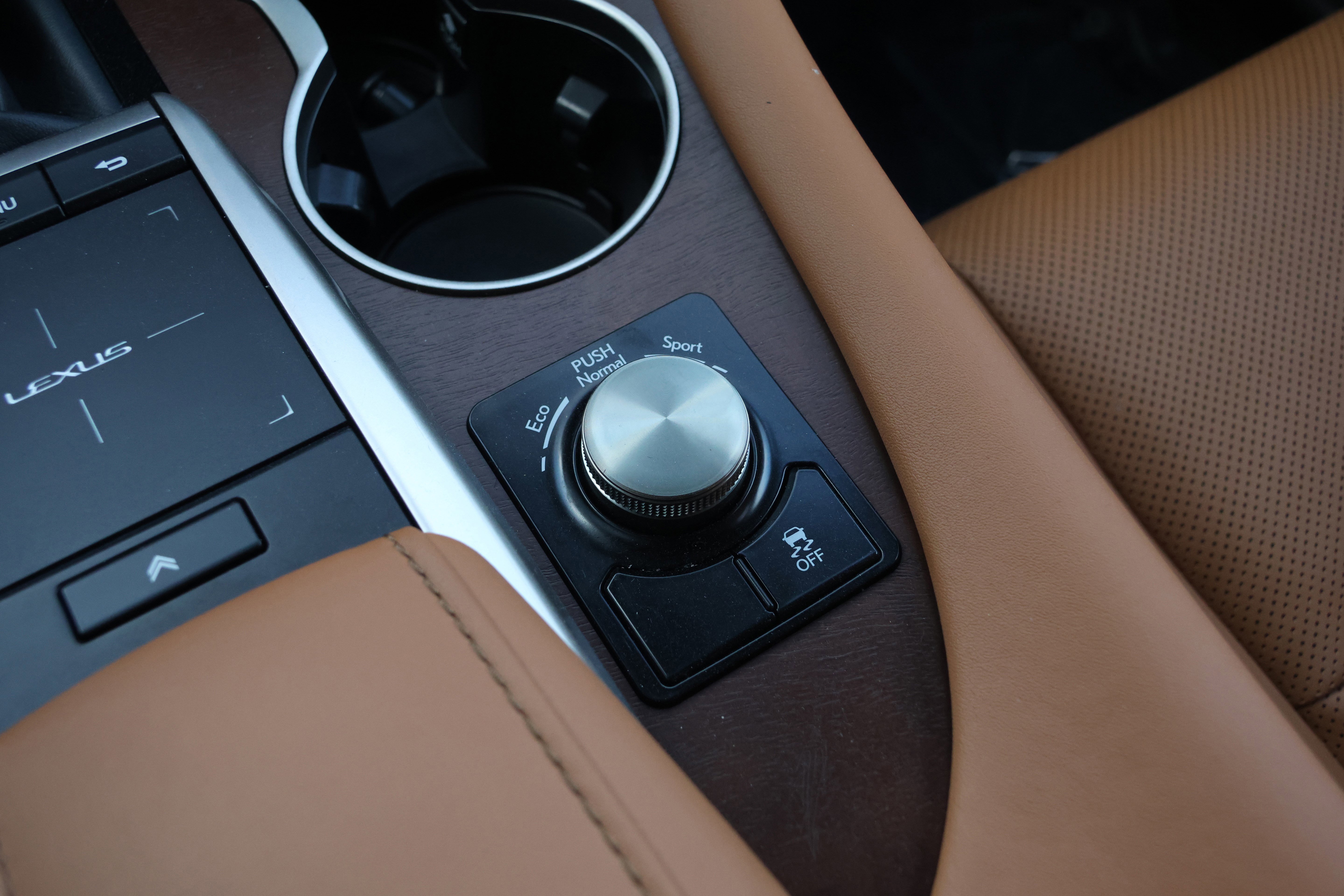 Used 2021 Lexus RX 350L FWD w/ Premium Package image 29