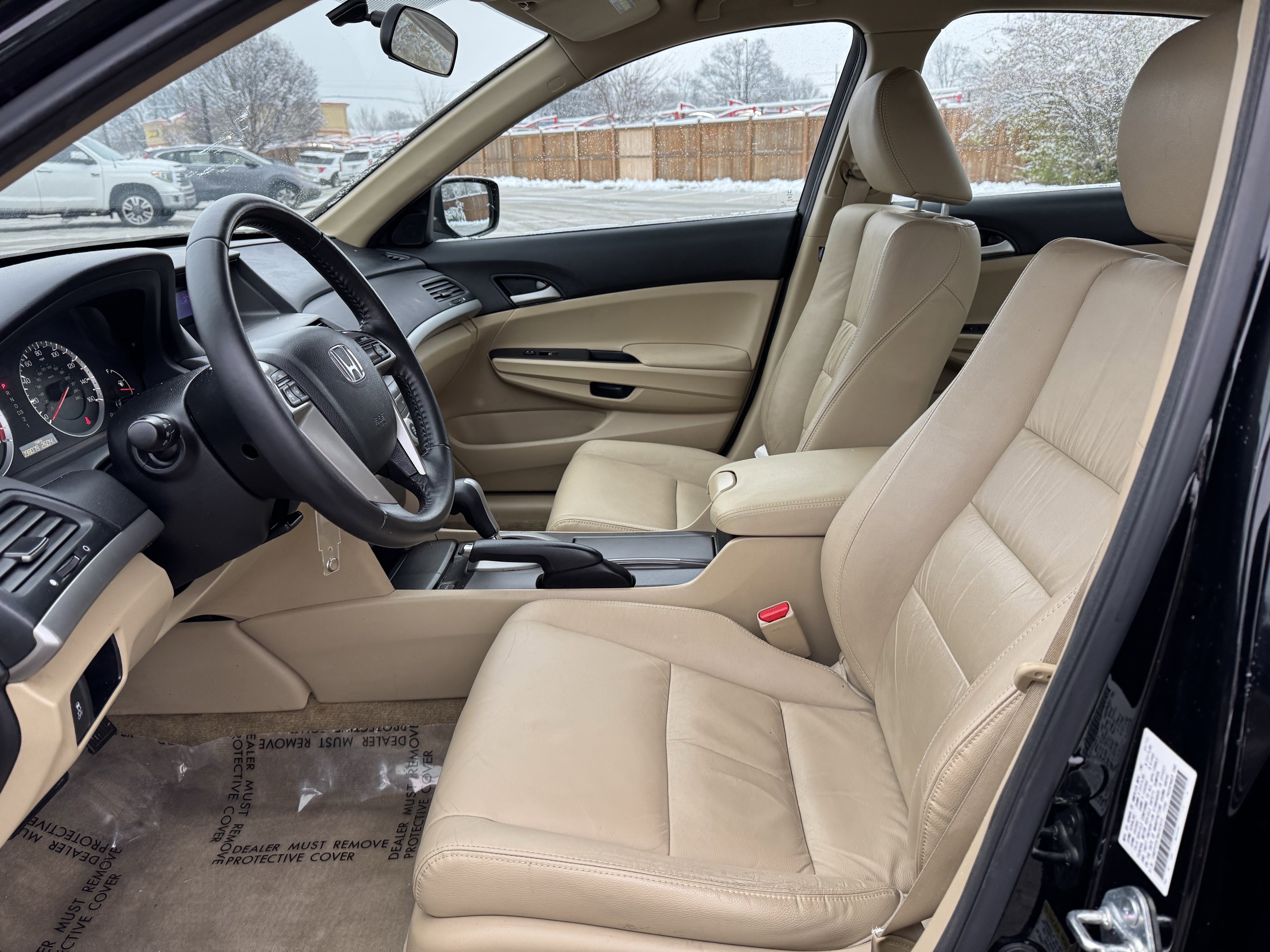 Used 2011 Honda Accord SE image 25