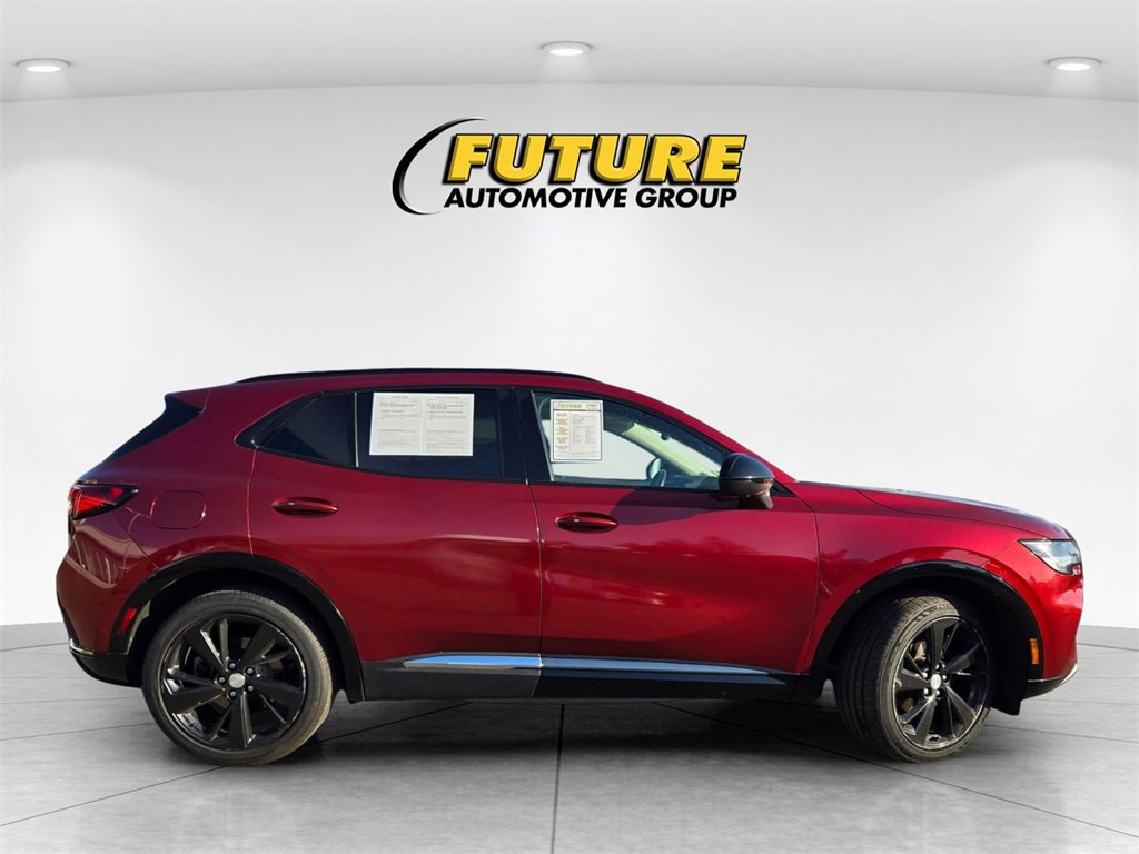 Used 2021 Buick Envision Essence w/ Technology Package I image 3