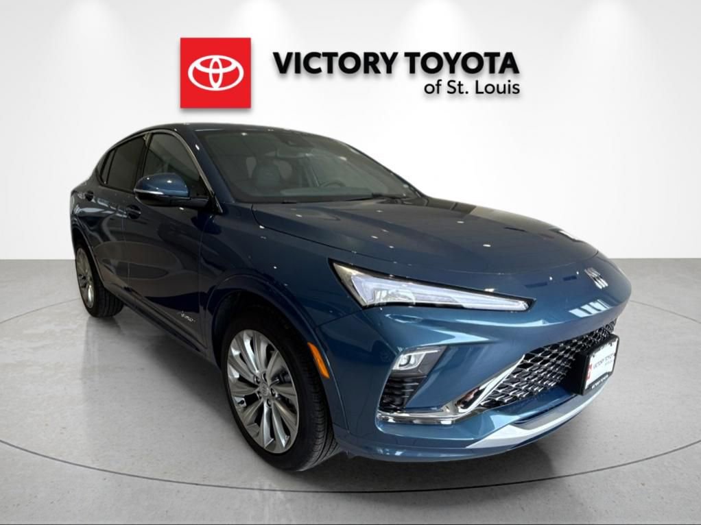 Used 2025 Buick Envista Avenir image 1