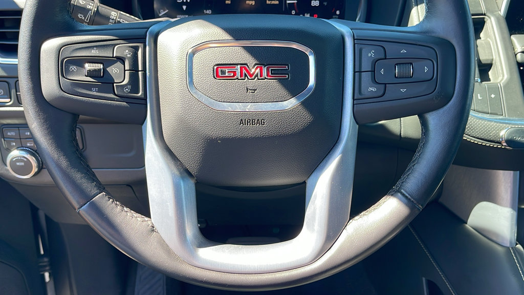 Used 2022 GMC Yukon XL SLT w/ SLT Premium Package AWD/4WD image 24