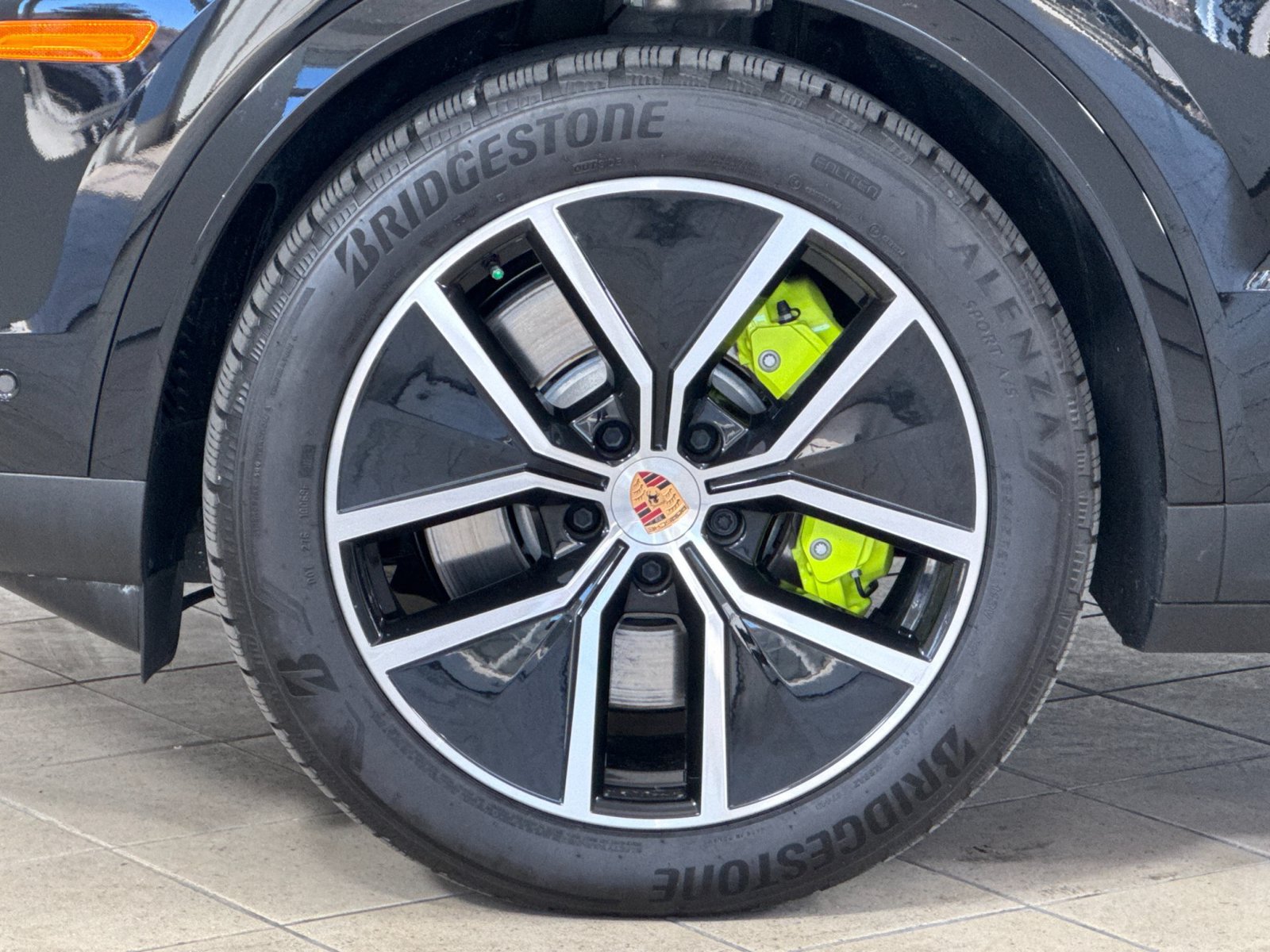 Certified 2026 Porsche Cayenne E-Hybrid AWD/4WD image 27