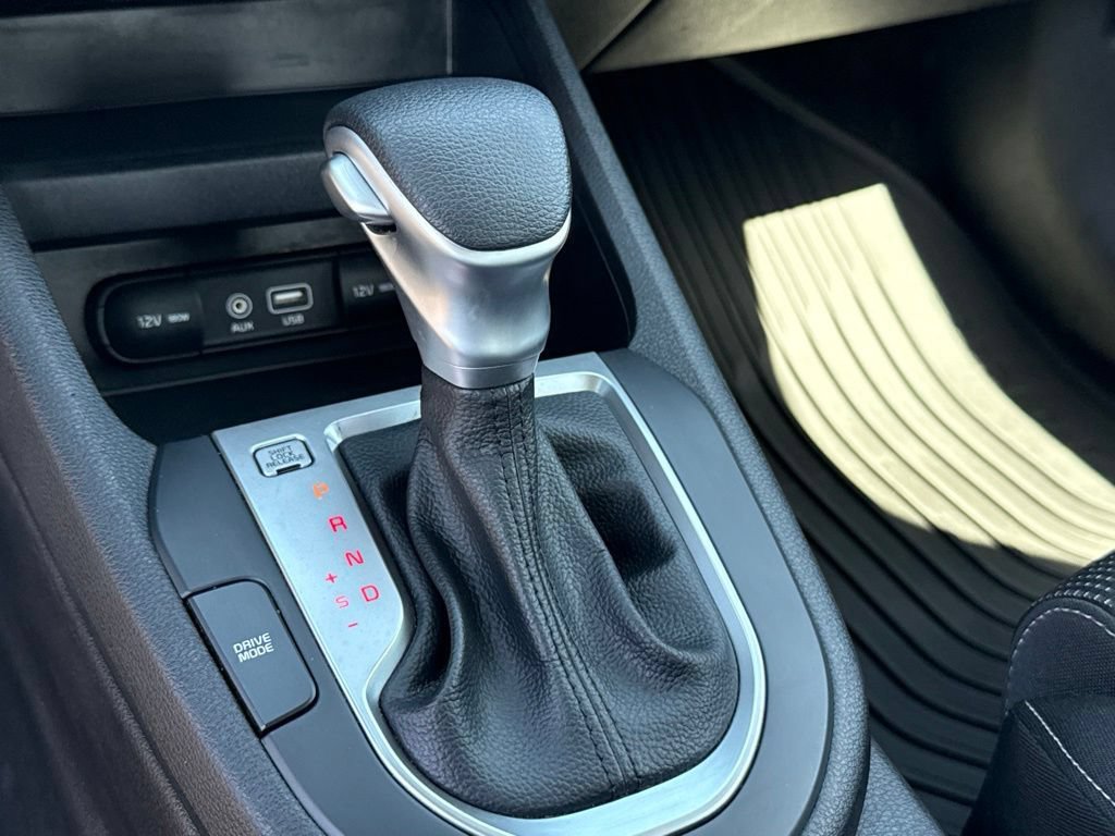 Used 2021 Kia Forte LXS FWD image 25