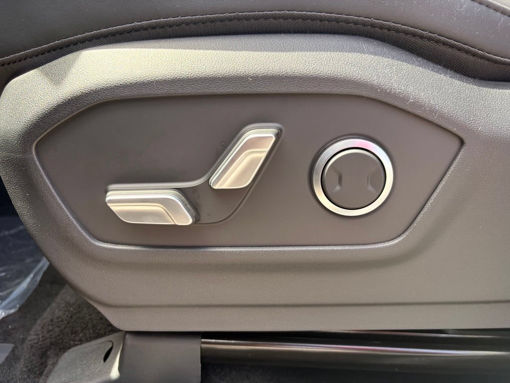 New 2027 Hyundai Santa Fe SEL FWD image 11
