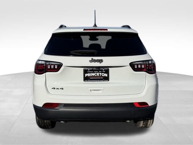 New 2026 Jeep Compass Latitude w/ Sun and Sound Group AWD/4WD image 6
