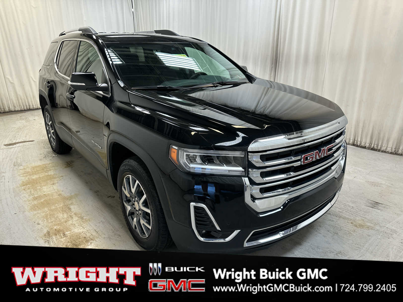Used 2023 GMC Acadia SLT w/ Preferred Package AWD/4WD image 1