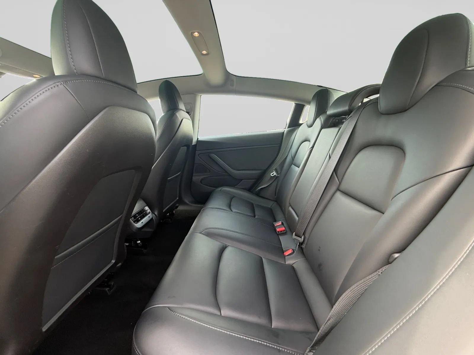 Used 2019 Tesla Model 3 Standard Range Plus RWD image 26