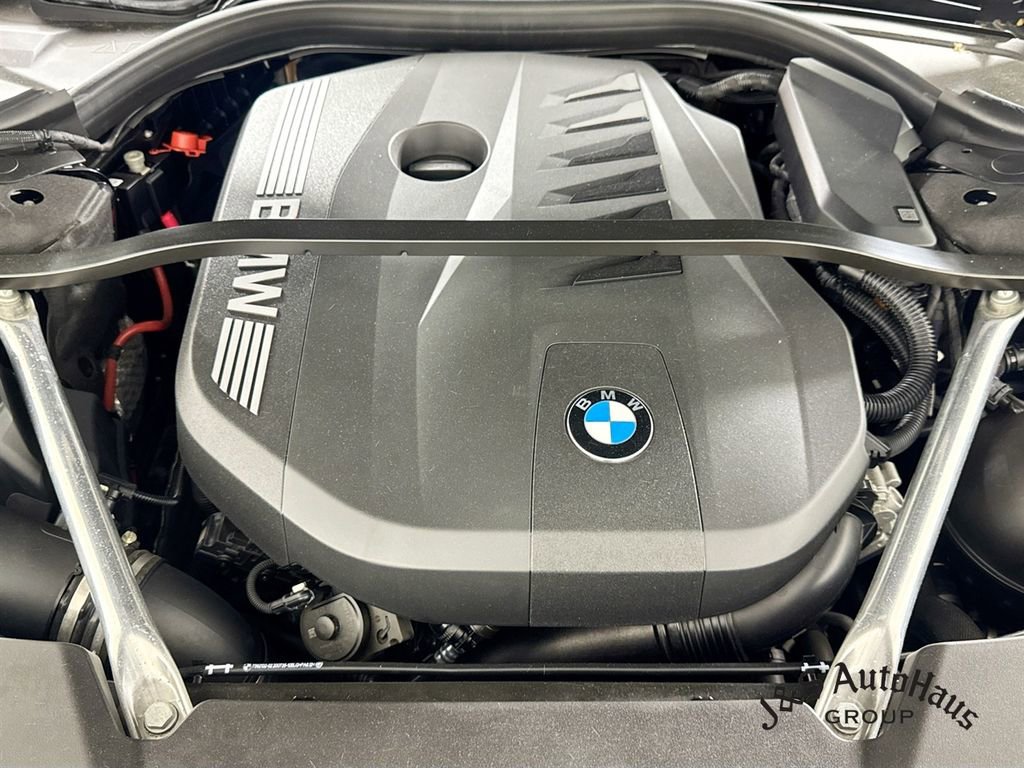 Used 2023 BMW 740i RWD image 37