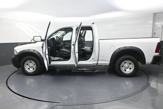 Used 2024 RAM 1500 Tradesman AWD/4WD image 32