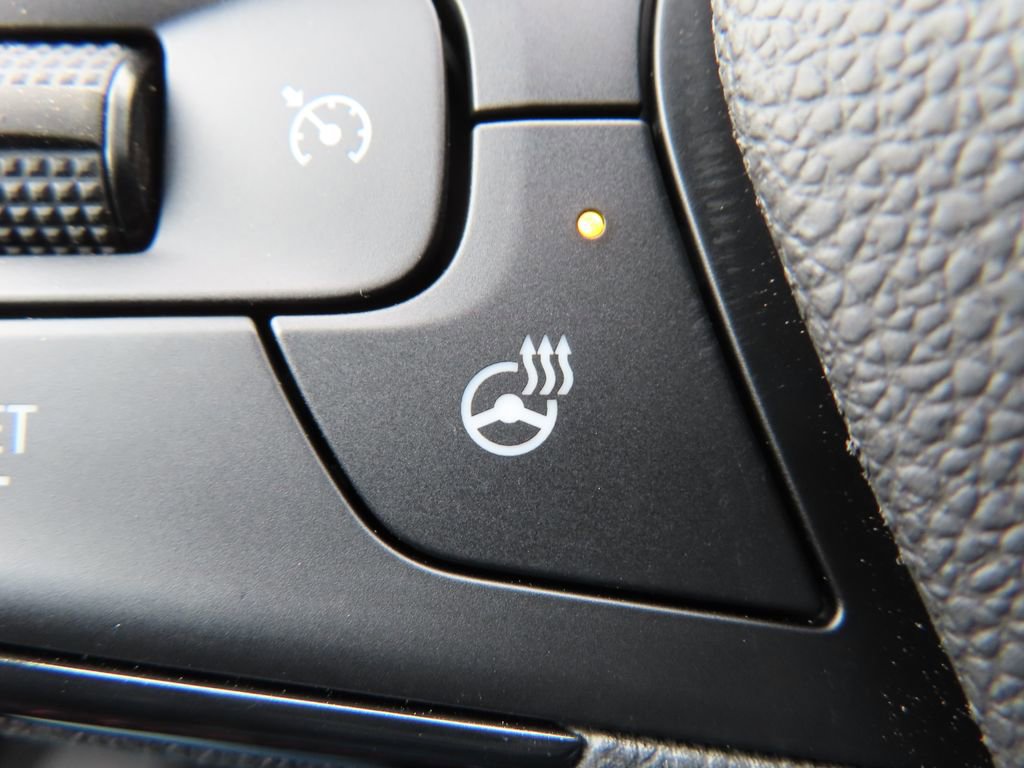 New 2026 Chevrolet Trax RS w/ Sunroof Package FWD image 14