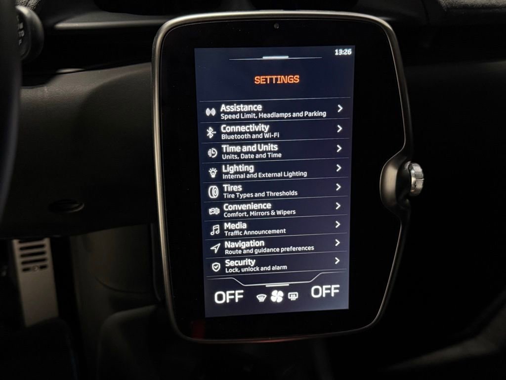 Used 2023 McLaren Artura image 43