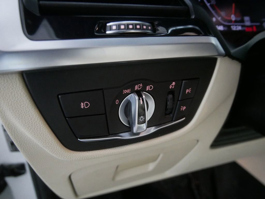 Used 2020 BMW X3 xDrive30i w/ Convenience Package image 17