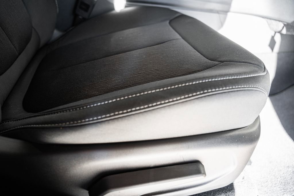 New 2025 Jeep Grand Cherokee Laredo X w/ Luxury Tech Group I image 35