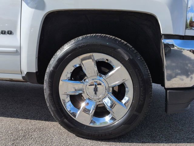 Used 2018 Chevrolet Silverado 1500 LT w/ LT Eassist Package AWD/4WD image 12
