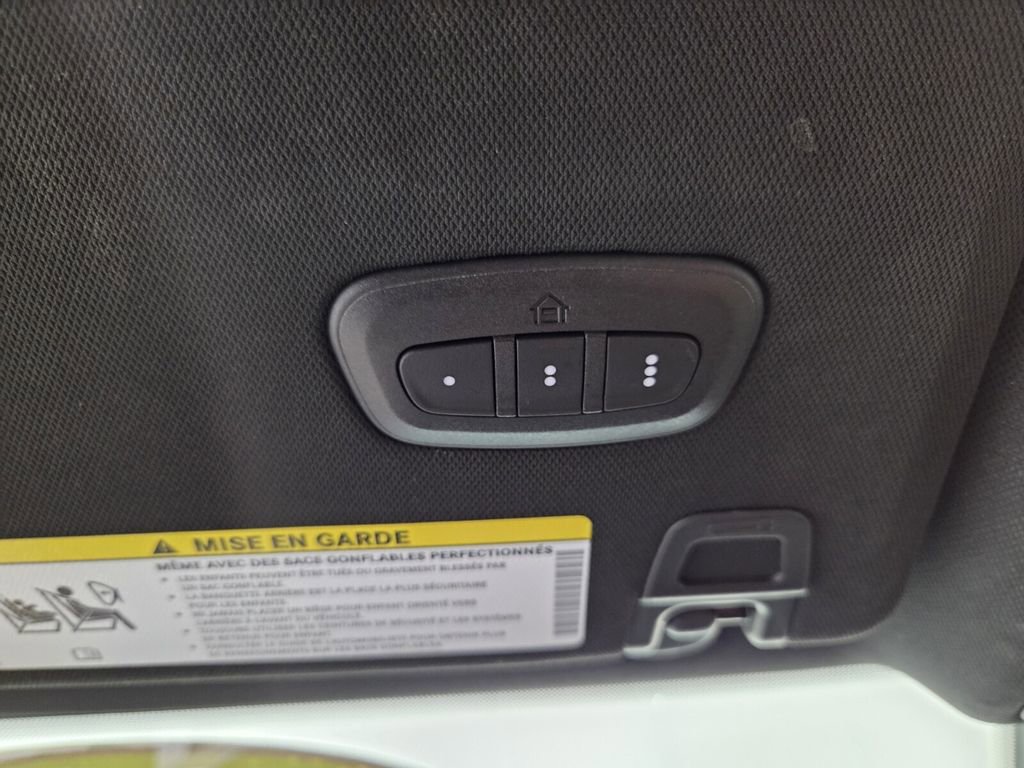 Certified 2025 Jeep Grand Cherokee Limited image 23