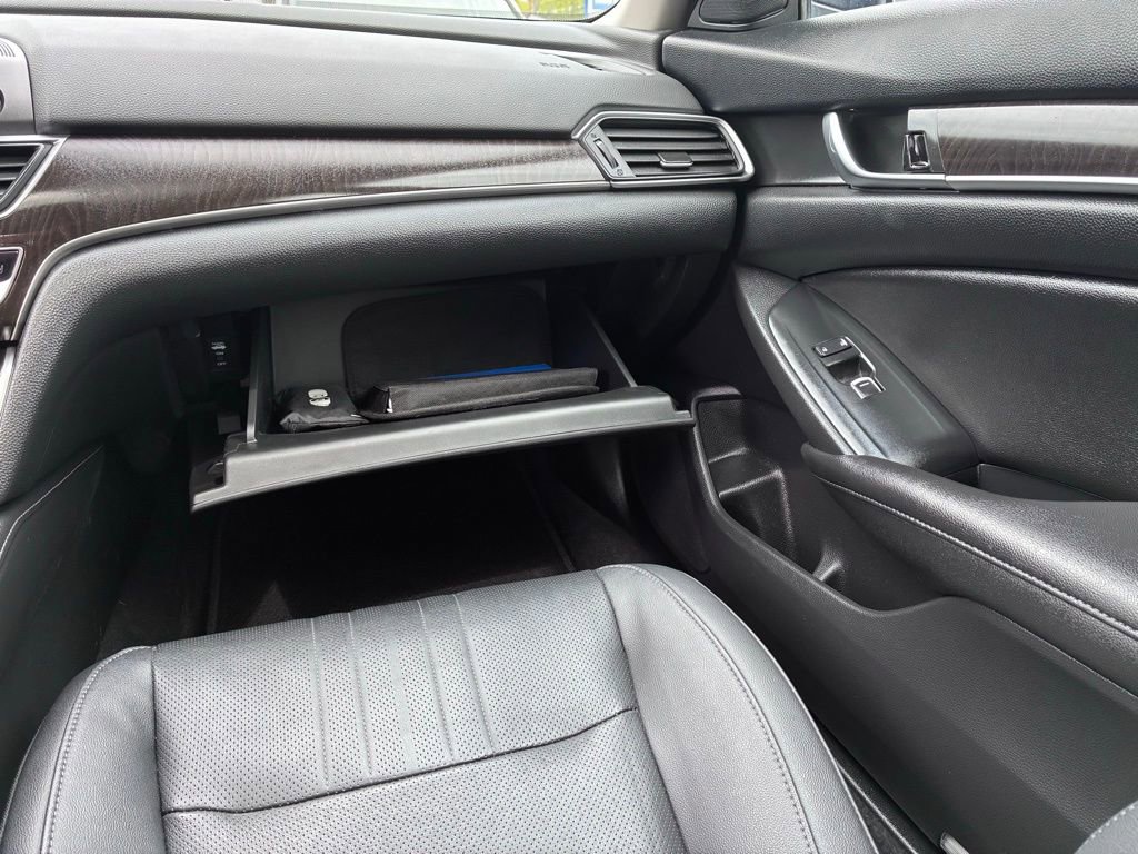 Used 2021 Honda Accord Touring image 36