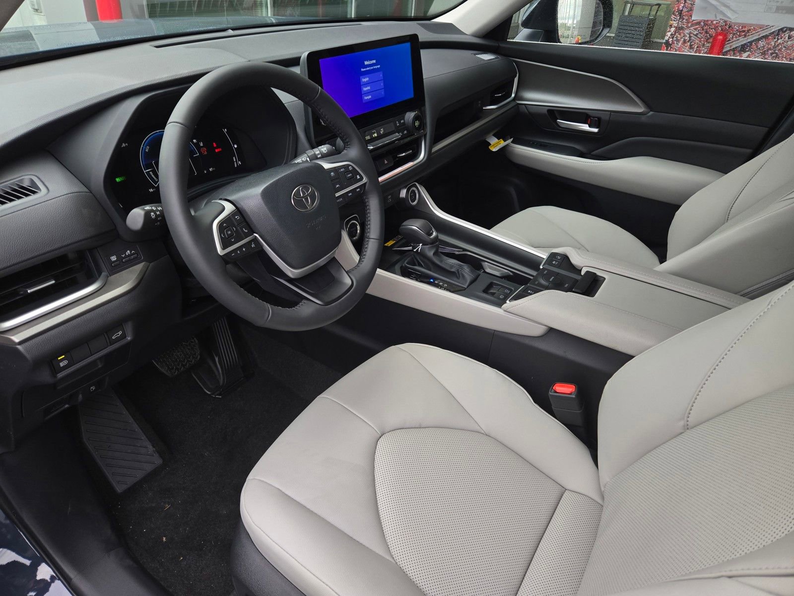 Certified 2026 Toyota Grand Highlander XLE image 8