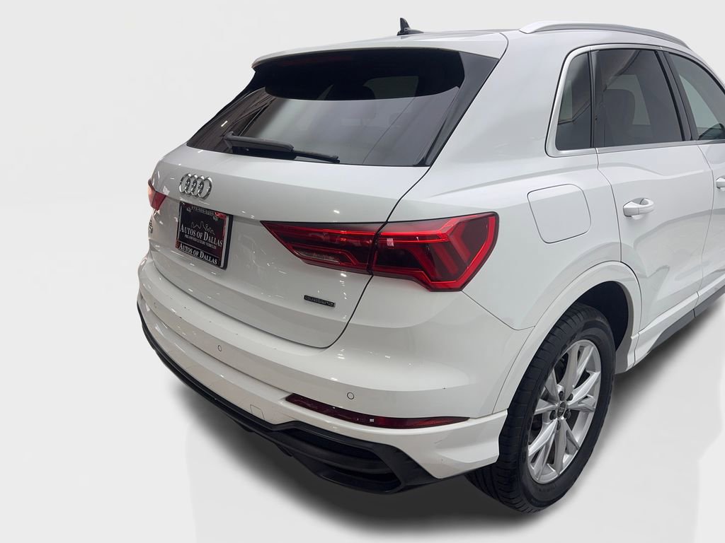 Used 2022 Audi Q3 2.0T Premium w/ Convenience Package image 18