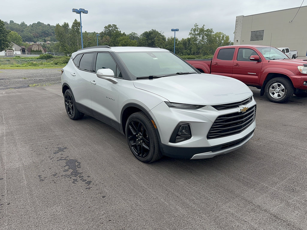 Used 2021 Chevrolet Blazer LT AWD/4WD image 3