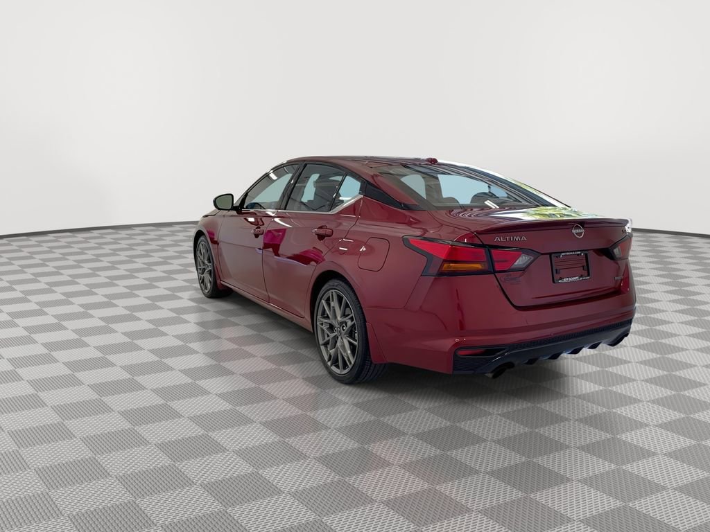 Certified 2024 Nissan Altima 2.0 SR image 8