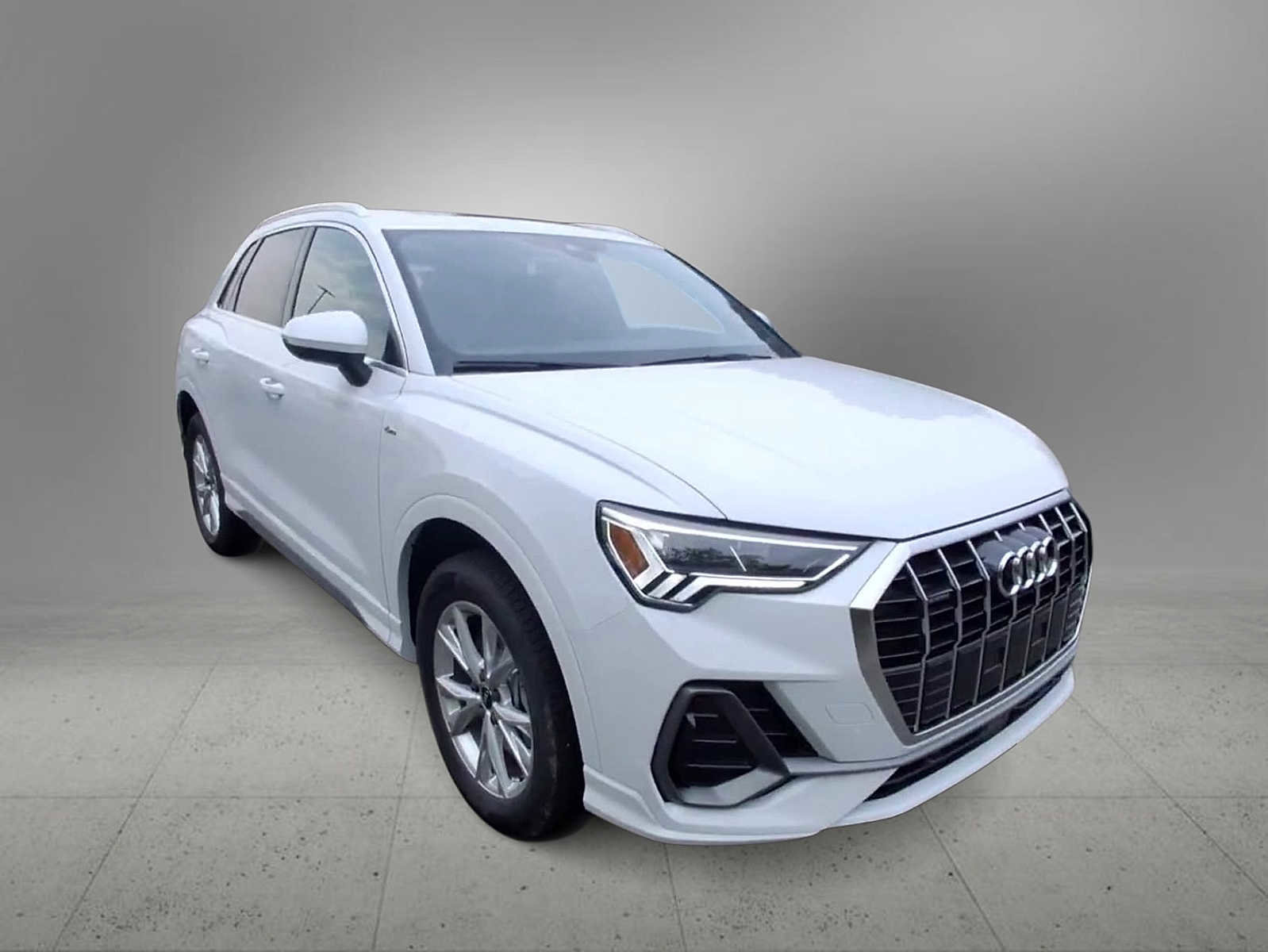 New 2025 Audi Q3 2.0T Premium image 2