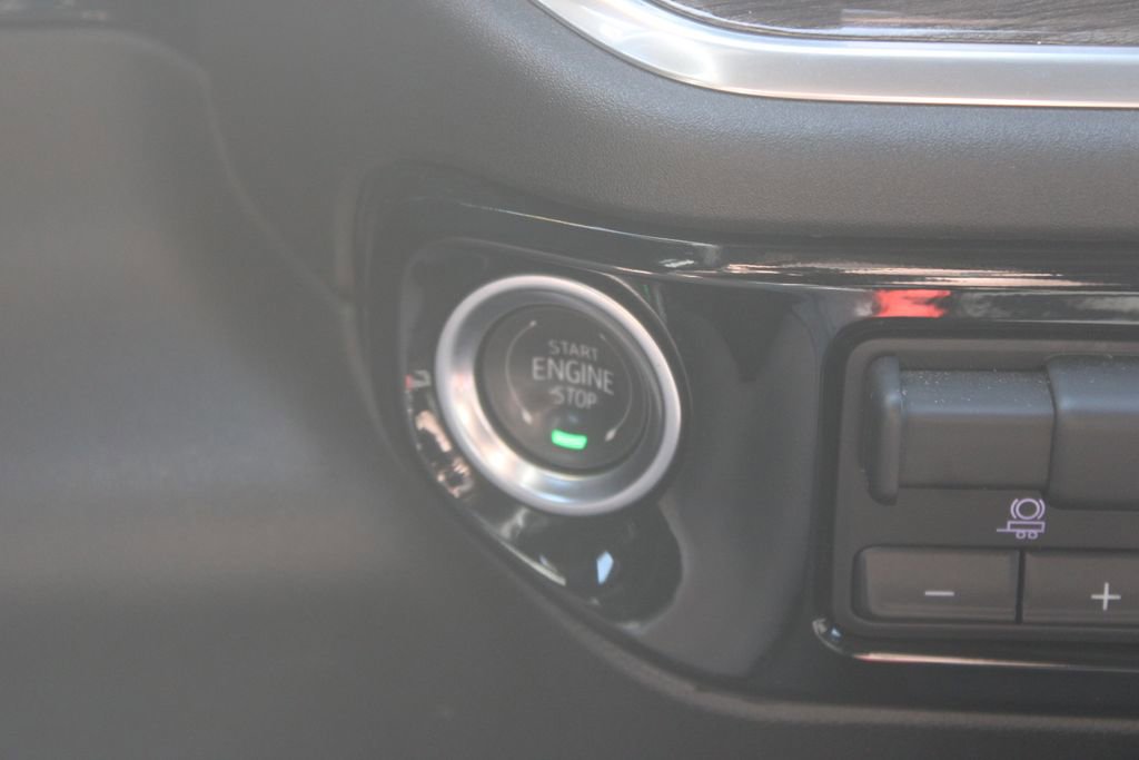 Used 2025 Chevrolet Silverado 1500 LT w/ Work Truck Package image 39