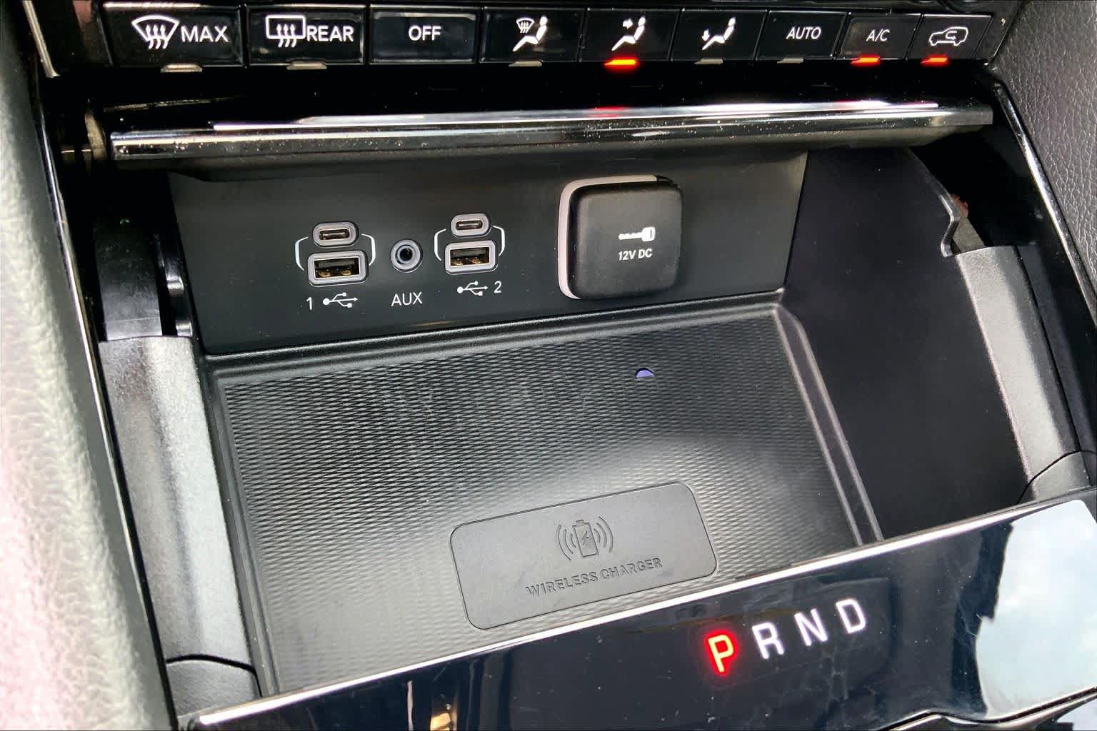 Used 2023 Jeep Grand Cherokee Limited w/ Luxury Tech Group II RWD image 31