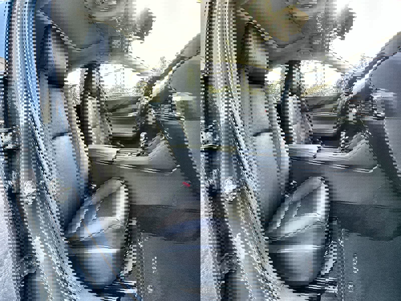 Used 2025 MAZDA MAZDA3 2.5 Turbo Sedan w/Premium Plus image 20