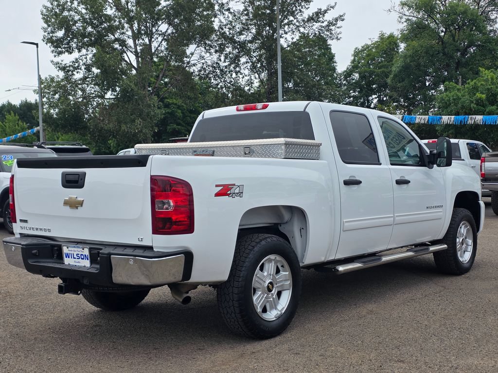 Used 2011 Chevrolet Silverado 1500 LT w/ All-Star Edition AWD/4WD image 25