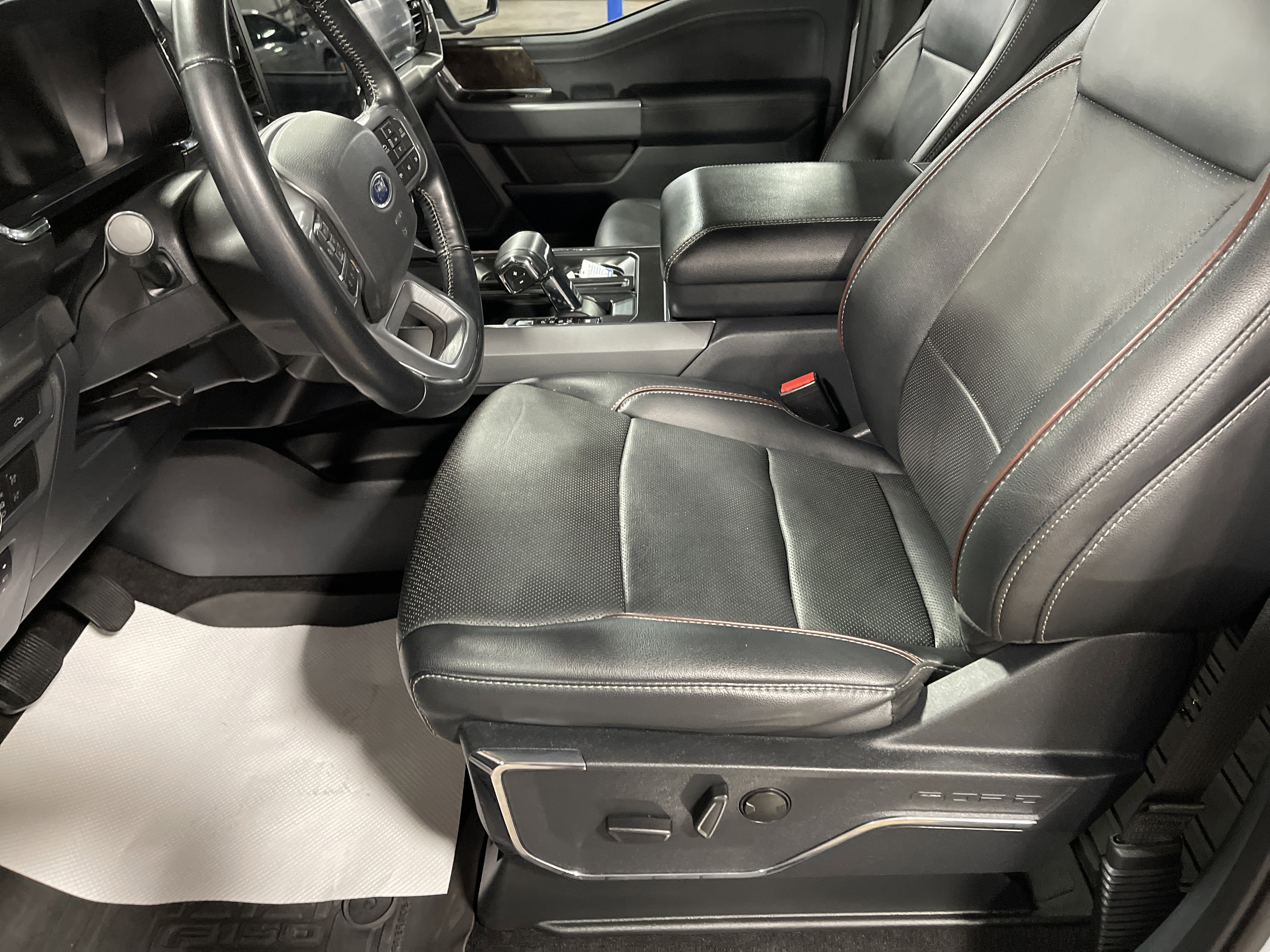 Used 2022 Ford F150 Lariat w/ Bed Utility Package image 12