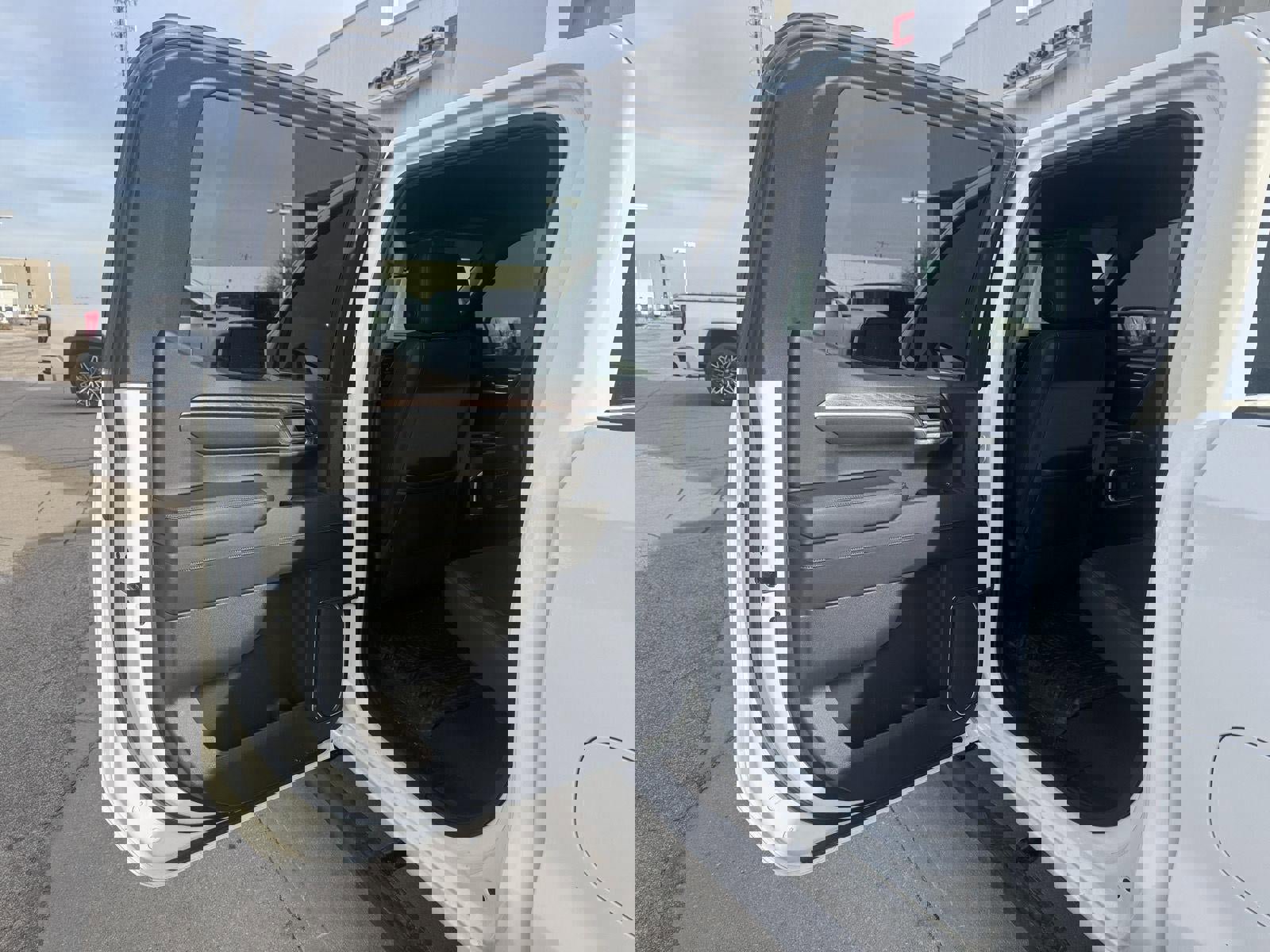 Used 2023 Chevrolet Silverado 1500 LTZ w/ LTZ Convenience Package II image 9