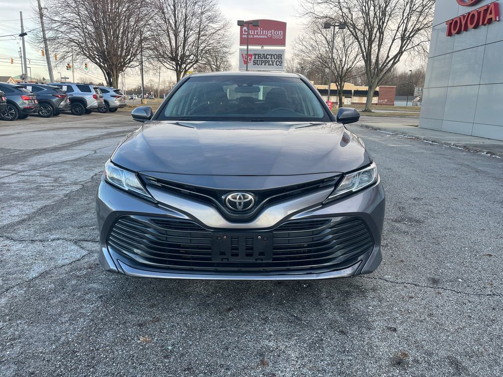 Used 2018 Toyota Camry LE image 8