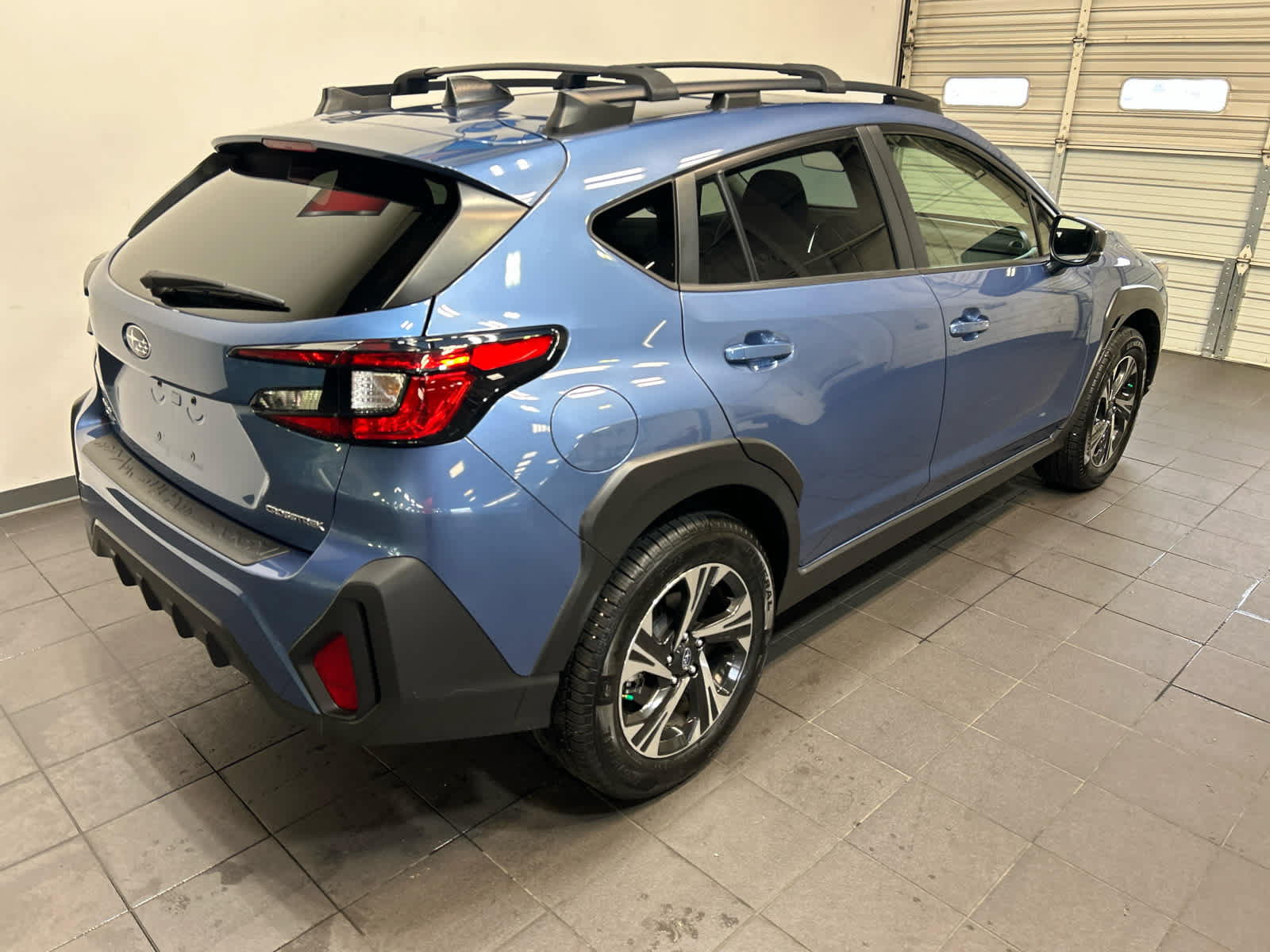 Used 2024 Subaru Crosstrek 2.0i Premium AWD/4WD image 3