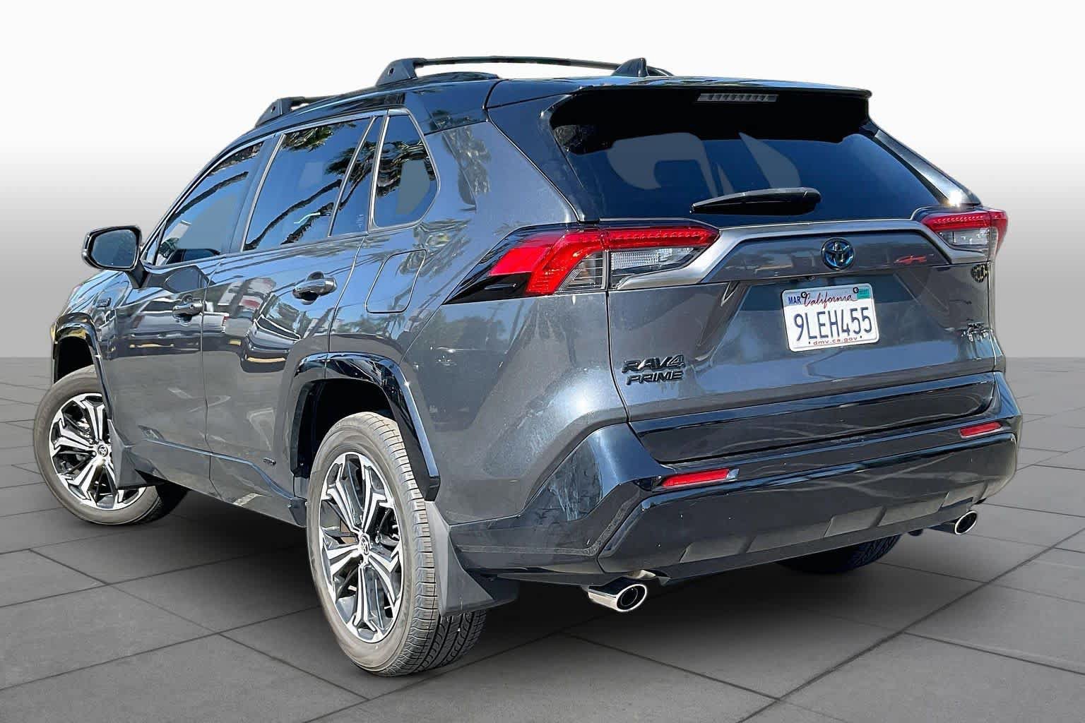 Used 2024 Toyota RAV4 XSE w/ Weather Package AWD/4WD image 11
