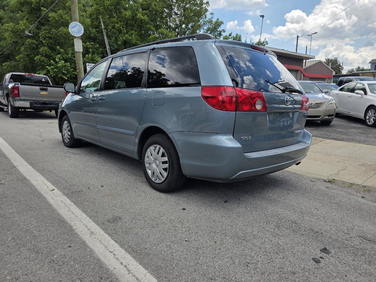 Used 2006 Toyota Sienna LE FWD image 3